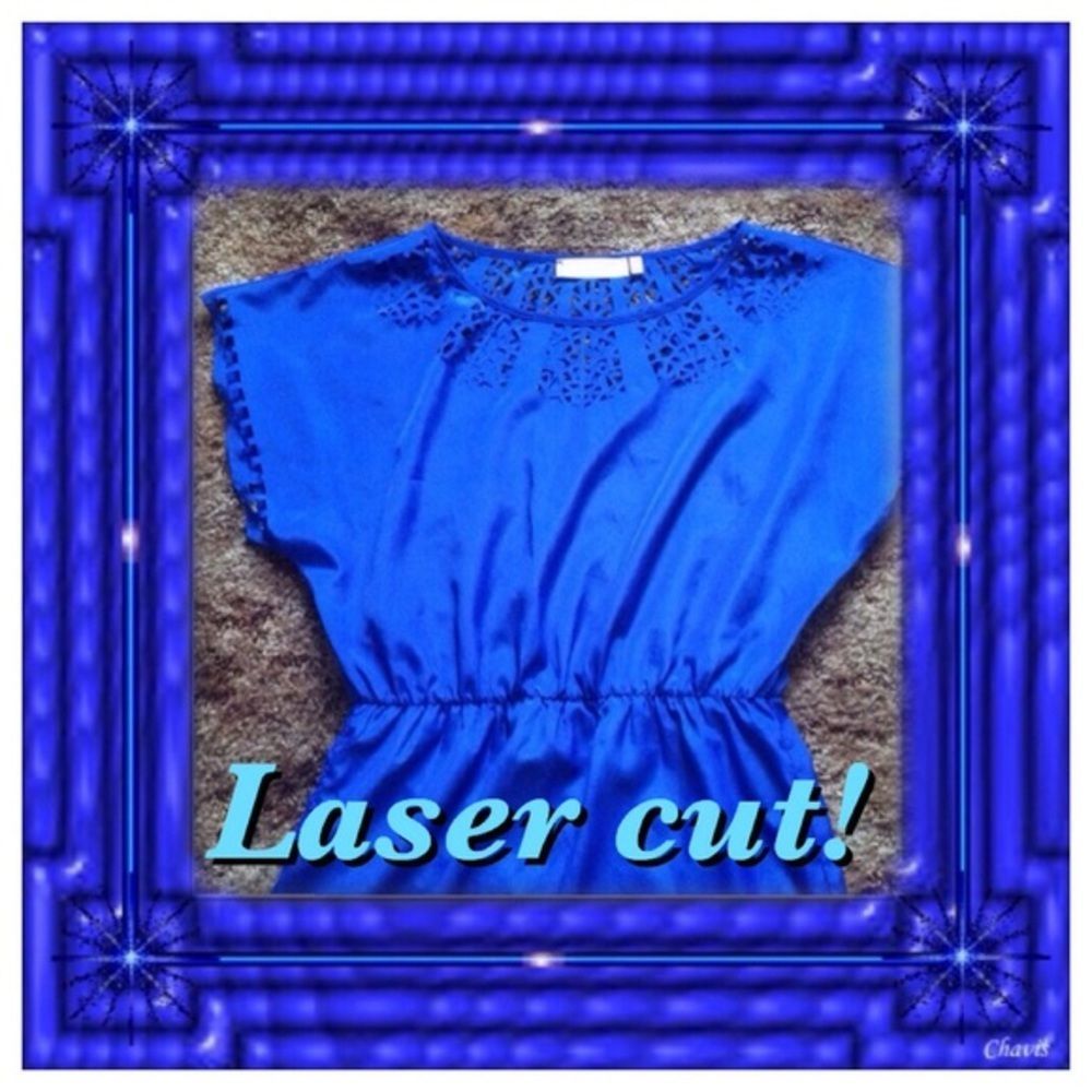 π3/$12 Beautiful laser cut tunic! - Picture 1 of 3